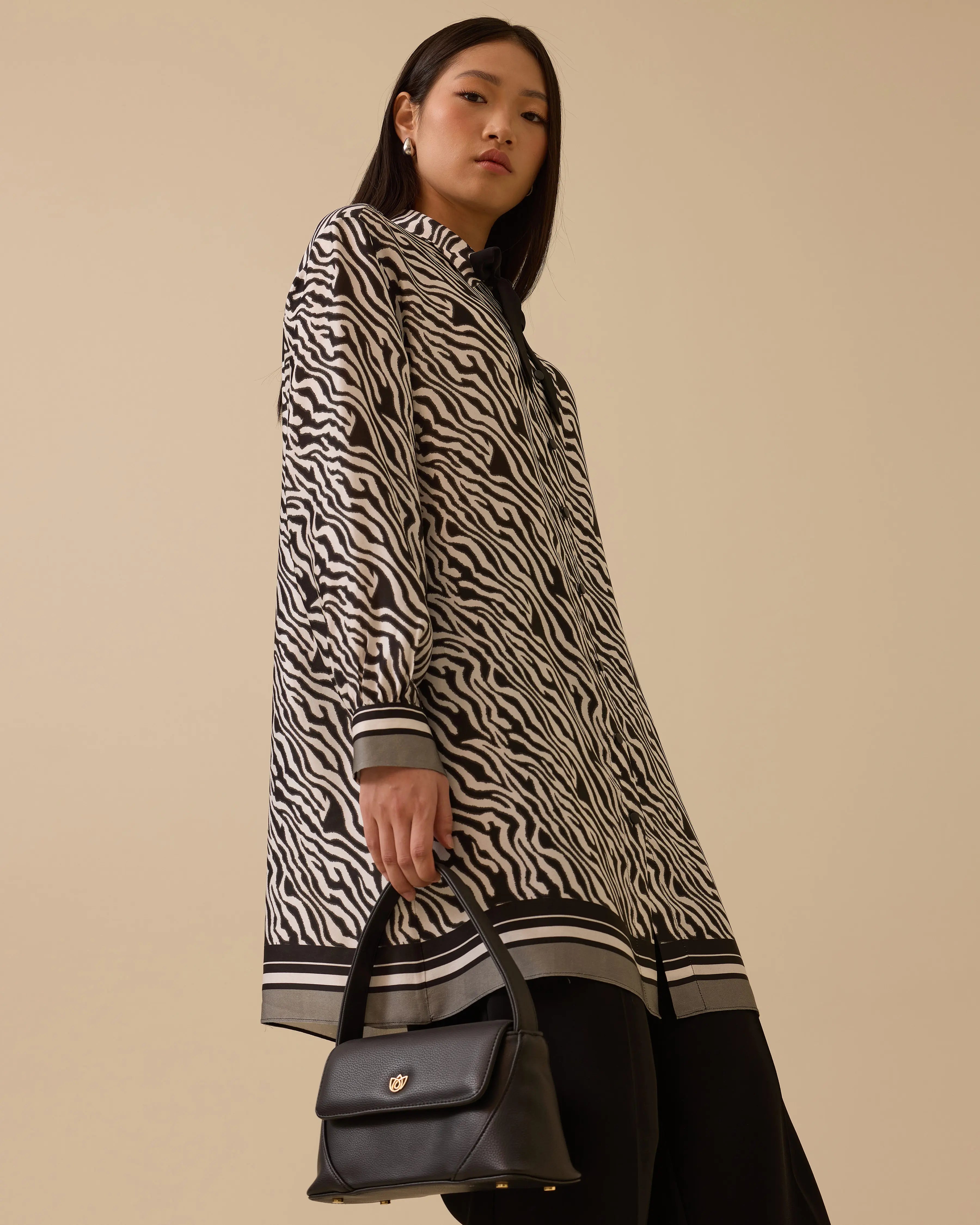 Zebra Desenli Tunik Fular Detaylı