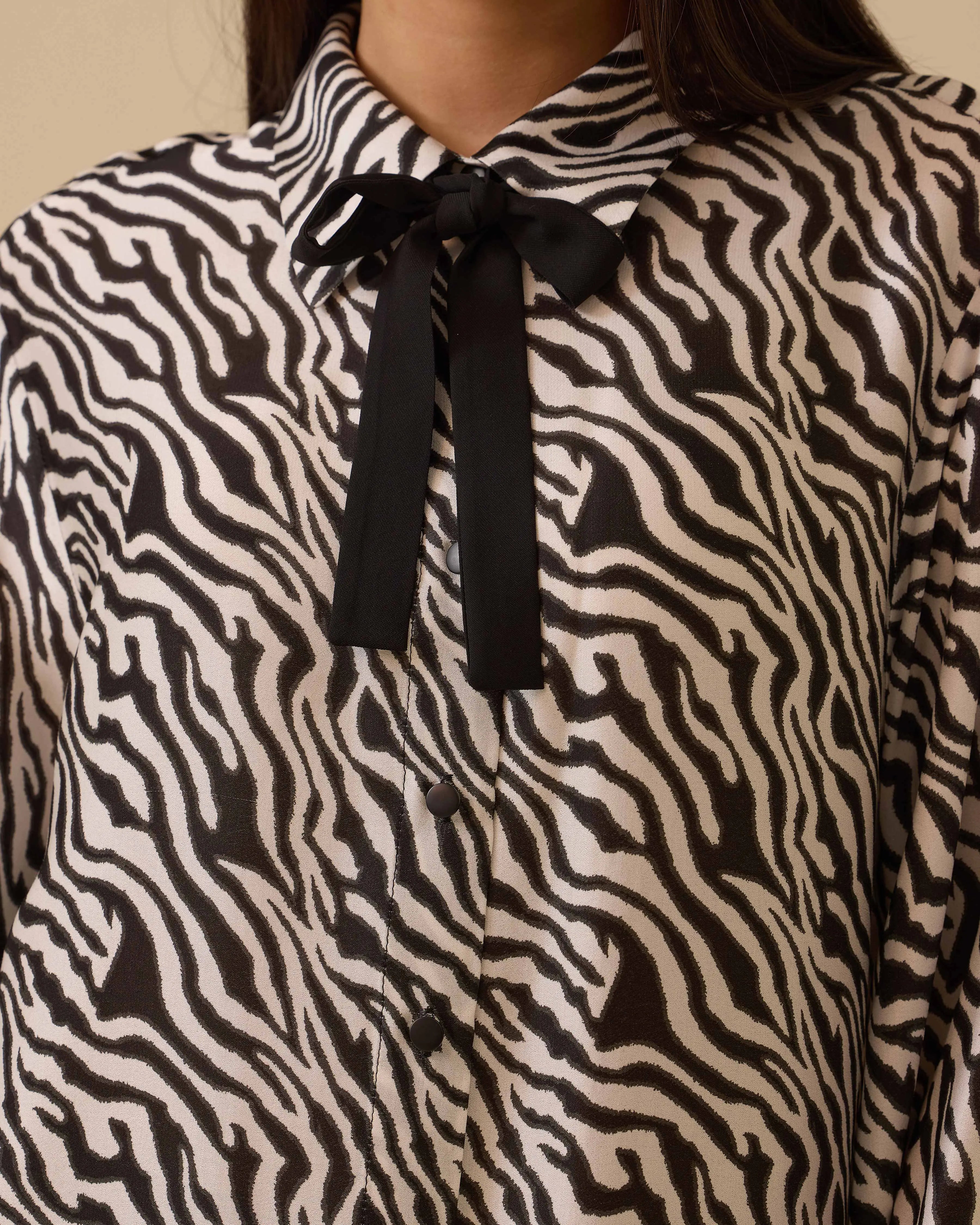 Zebra Desenli Tunik Fular Detaylı