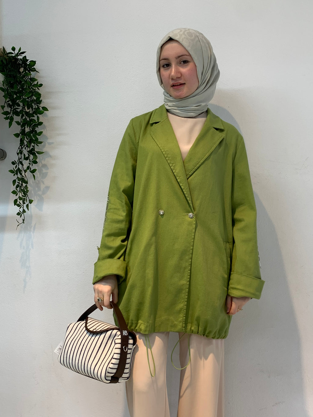 Zincir Detaylı Oversize Blazer Ceket | Fıstık Yeşili