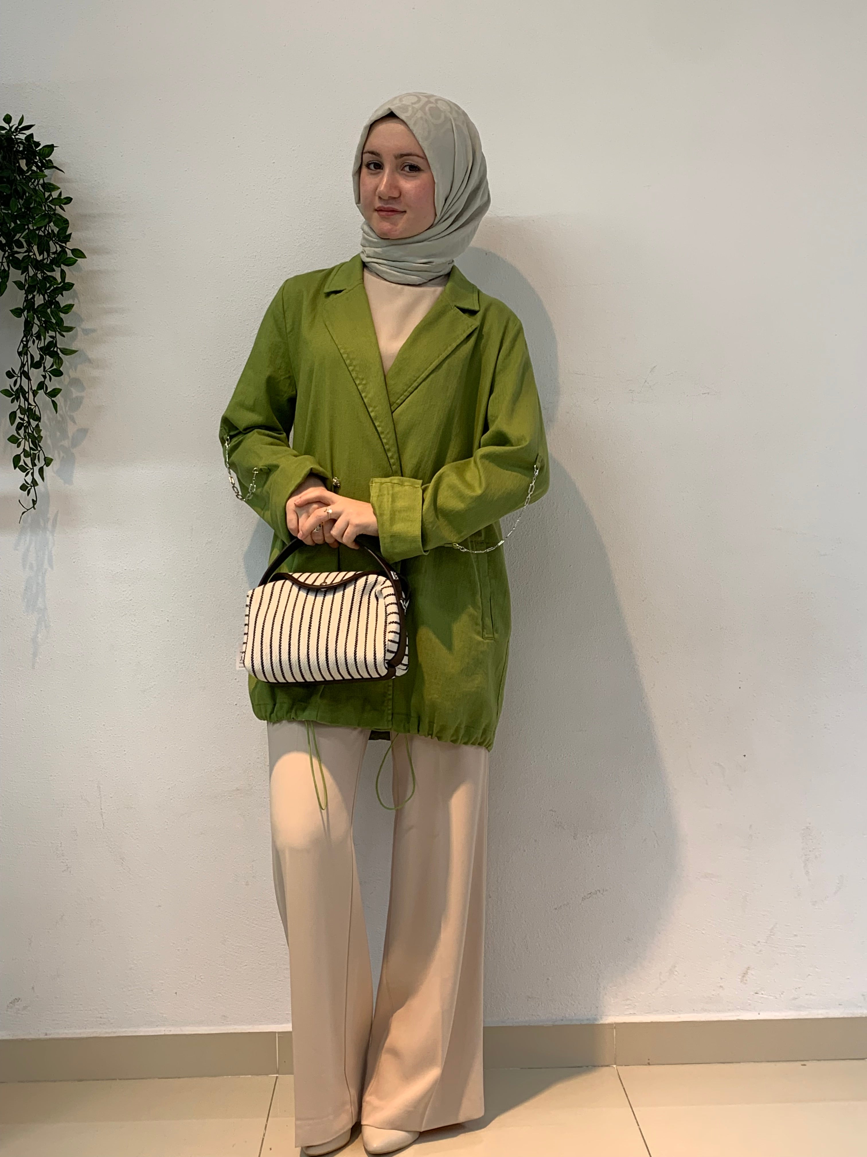 Zincir Detaylı Oversize Blazer Ceket | Fıstık Yeşili