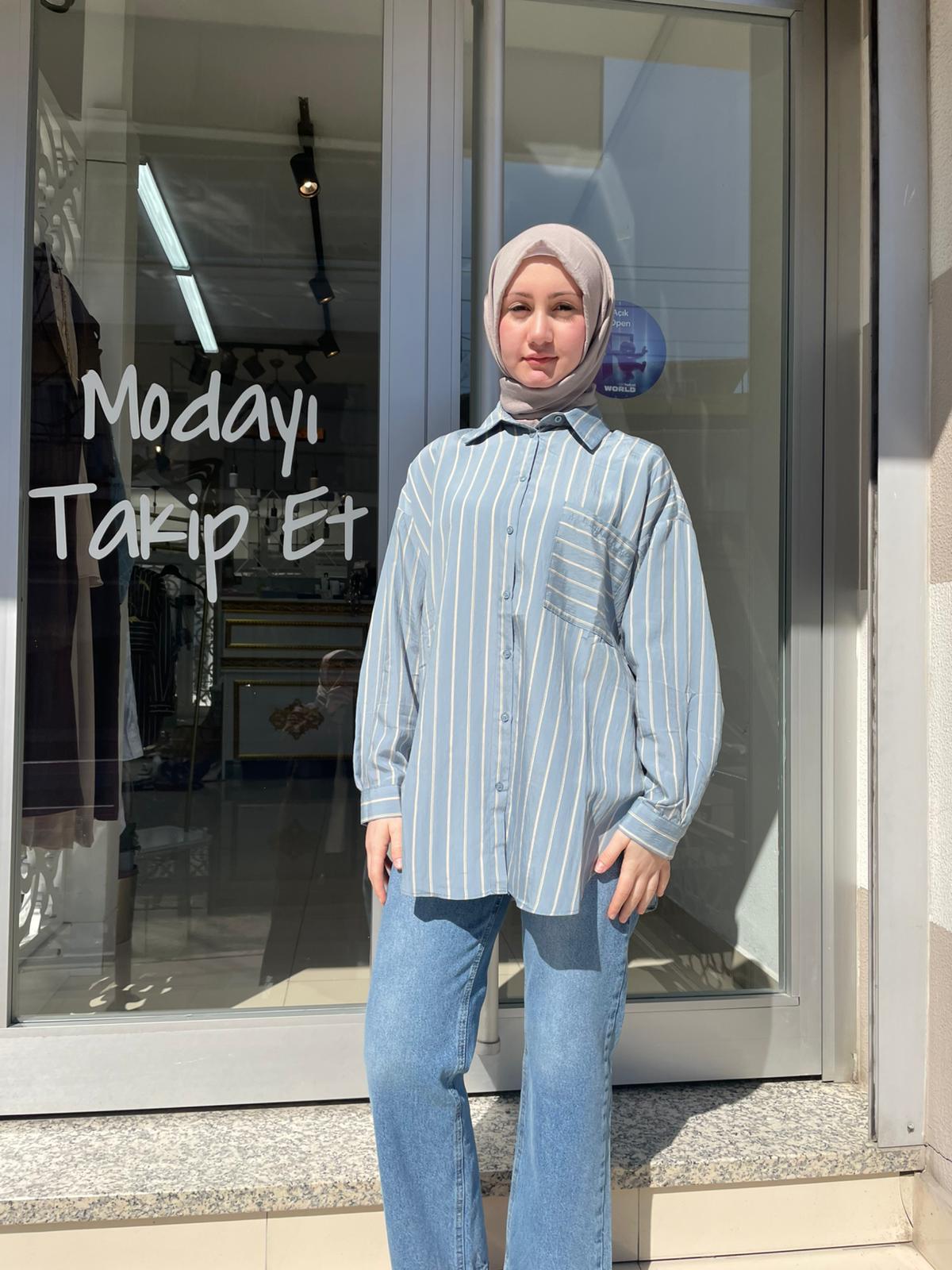 Oversize Çizgili Tunik Gömlek | Mavi Beyaz | Tesettür Üst Giyim