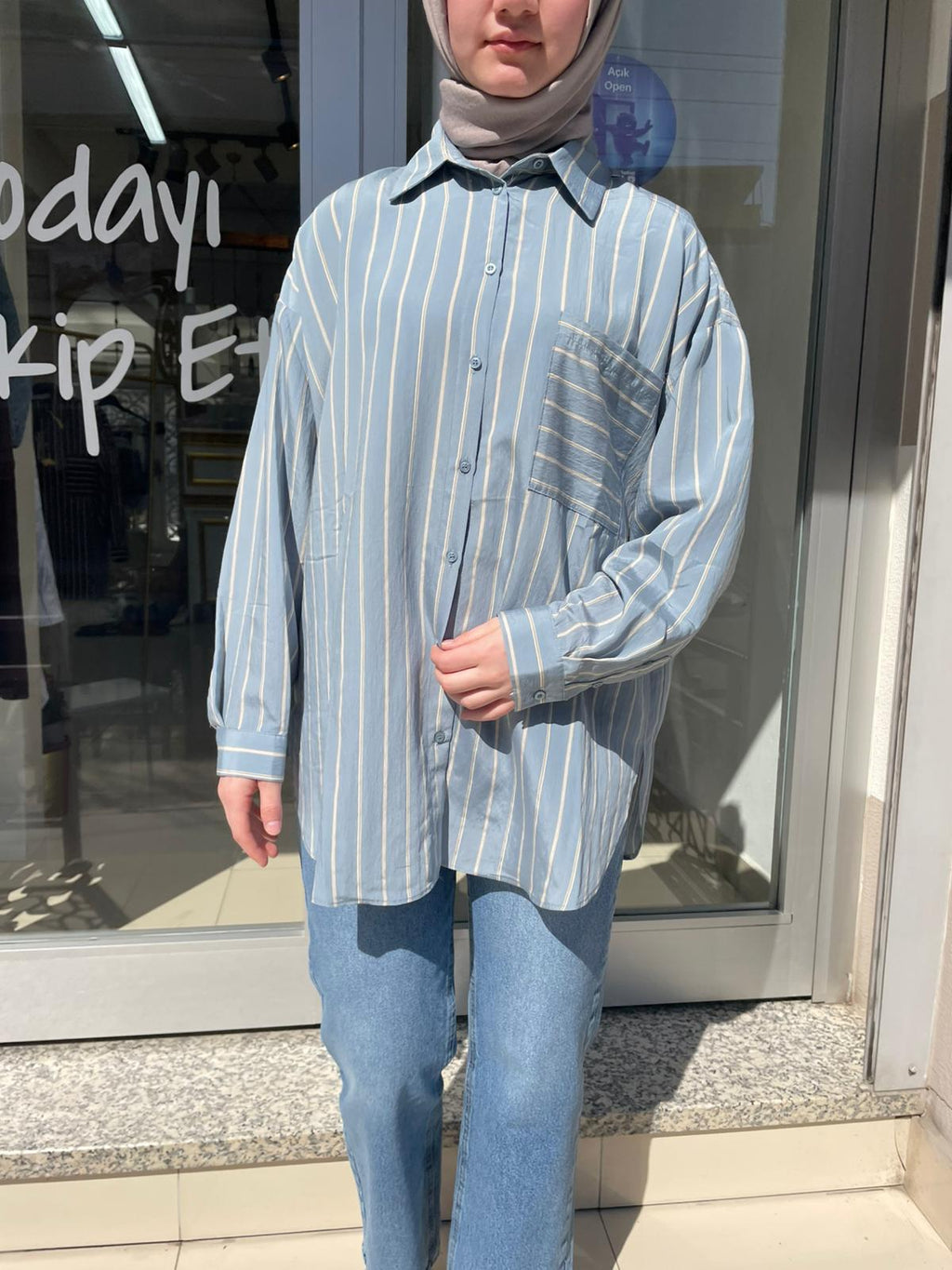 Oversize Çizgili Tunik Gömlek | Mavi Beyaz | Tesettür Üst Giyim