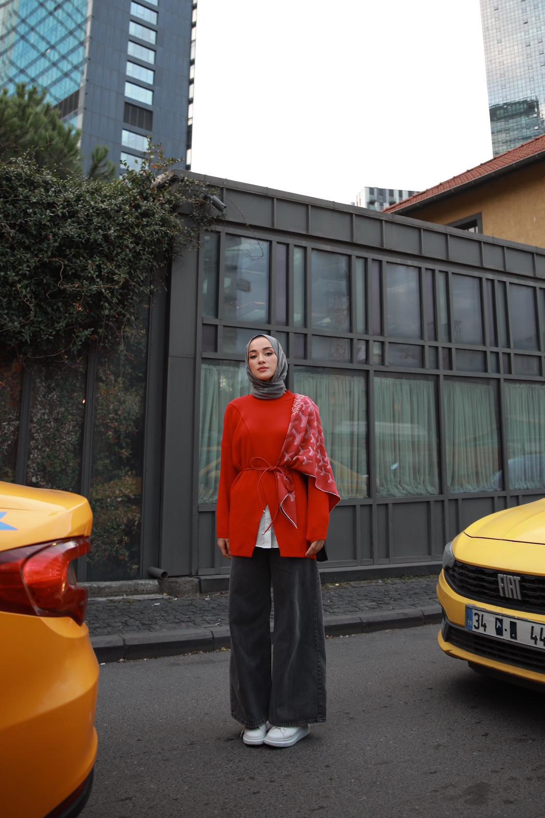 Kırmızı Triko Tunik Kemerli
